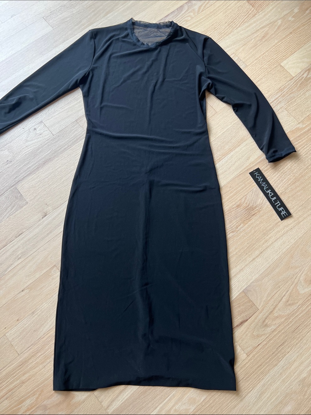 KAMALIKULTURE Black Long-Sleeve Midi Dress - Sleek Minimalist Design